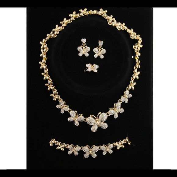 Jewelry - Picture 3 of 7